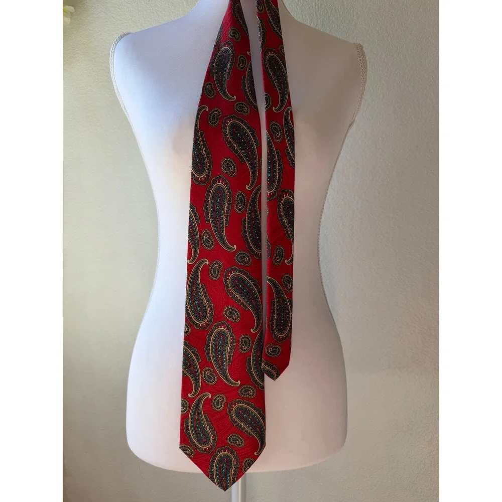 Vito Rufolo Red Paisley Silk Tie Hand Made in Italy Mens Necktie Classic OS